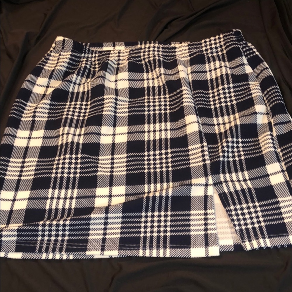 Plus Split Hem Plaid Skirt